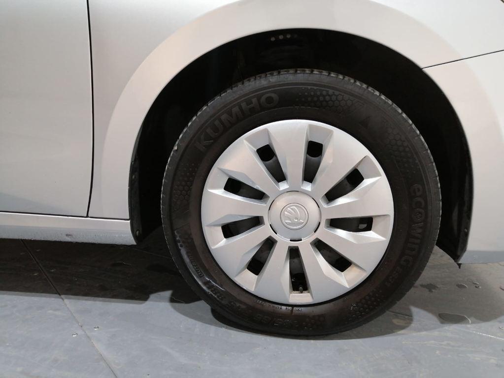 1.0 MPI Active 59 kW (80 CV)