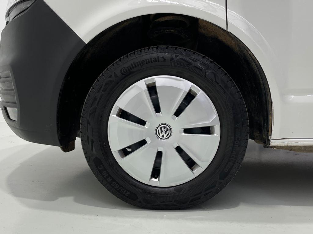 Volkswagen Caravelle 2.0 TDI - 8
