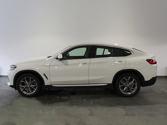 BMW X4 xDrive20d color Blanco. Año 2018. 140KW(190CV). Diésel. En concesionario Autogal de Ourense
