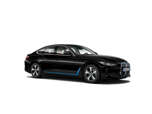 BMW i4 eDrive40 color Negro. Año 2022. 250KW(340CV). Eléctrico. En concesionario San Pablo Motor | Su Eminencia de Sevilla