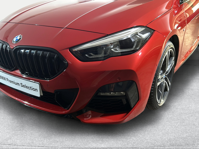 BMW Serie 2 218d Gran Coupe color Rojo. Año 2022. 110KW(150CV). Diésel. En concesionario San Pablo Motor | Su Eminencia de Sevilla