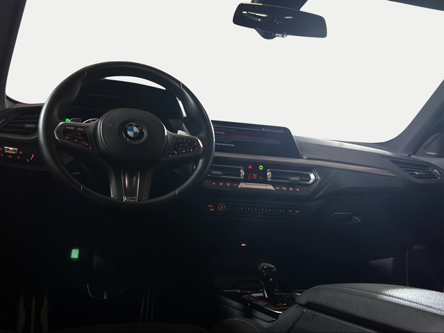 BMW Serie 2 218d Gran Coupe color Rojo. Año 2022. 110KW(150CV). Diésel. En concesionario San Pablo Motor | Su Eminencia de Sevilla