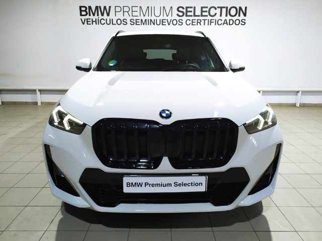 BMW X1 sDrive20d color Blanco. Año 2025. 120KW(163CV). Diésel. En concesionario Hispamovil Elche de Alicante