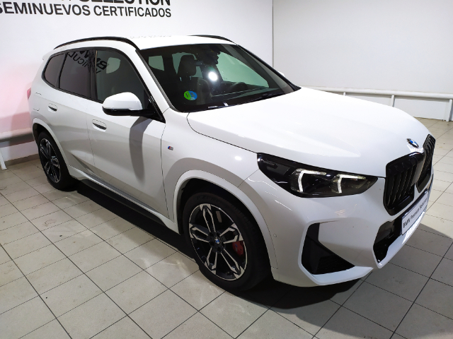 BMW X1 sDrive20d color Blanco. Año 2025. 120KW(163CV). Diésel. En concesionario Hispamovil Elche de Alicante