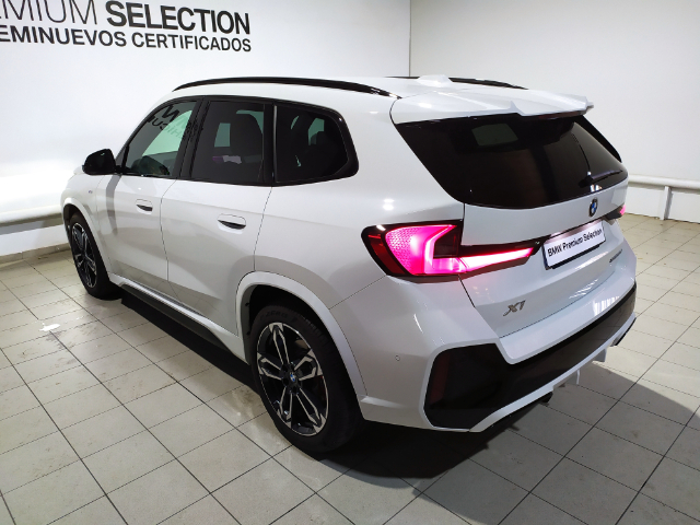 BMW X1 sDrive20d color Blanco. Año 2025. 120KW(163CV). Diésel. En concesionario Hispamovil Elche de Alicante