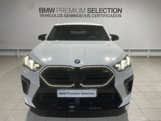 BMW X2 M35i color Blanco. Año 2025. 221KW(300CV). Gasolina. En concesionario Hispamovil Elche de Alicante