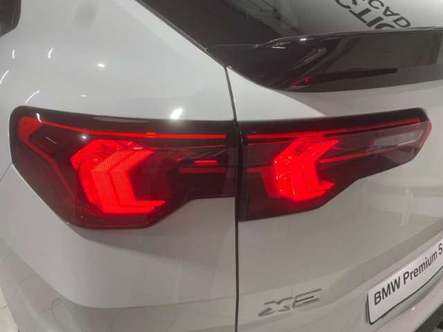 BMW X2 M35i color Blanco. Año 2025. 221KW(300CV). Gasolina. En concesionario Hispamovil Elche de Alicante