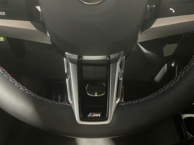 BMW X2 M35i color Blanco. Año 2025. 221KW(300CV). Gasolina. En concesionario Hispamovil Elche de Alicante