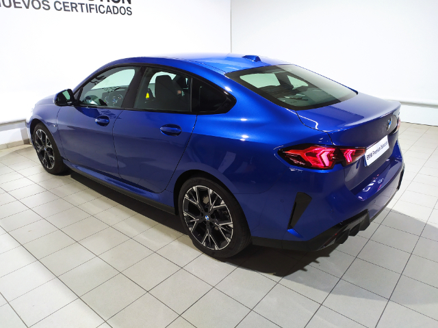 BMW Serie 2 220d Gran Coupe color Azul. Año 2025. 120KW(163CV). Diésel. En concesionario Hispamovil Elche de Alicante