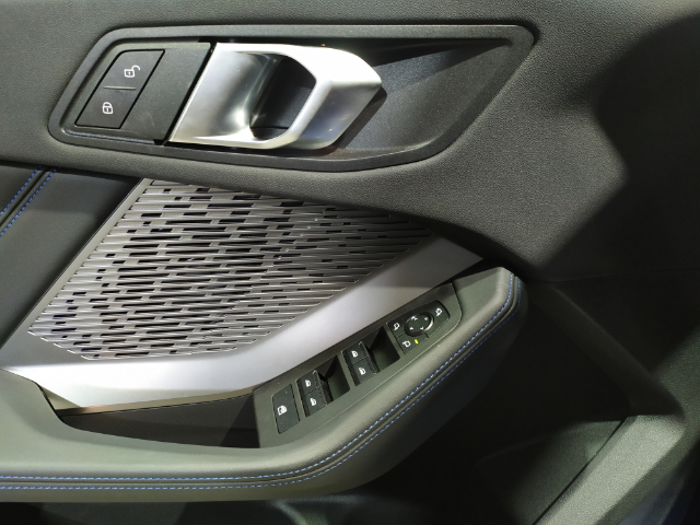 BMW Serie 2 220d Gran Coupe color Azul. Año 2025. 120KW(163CV). Diésel. En concesionario Hispamovil Elche de Alicante