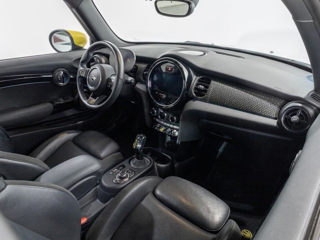 fotoG 7 del MINI MINI 3 Puertas Cooper SE 135 kW (184 CV) 184cv Eléctrico del 2021 en Girona
