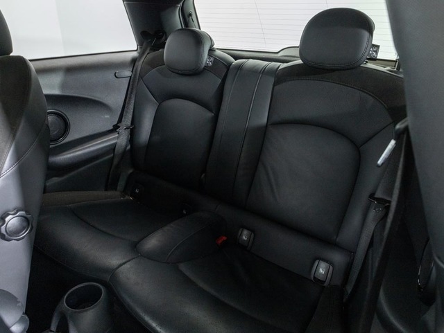 fotoG 8 del MINI MINI 3 Puertas Cooper SE 135 kW (184 CV) 184cv Eléctrico del 2021 en Girona