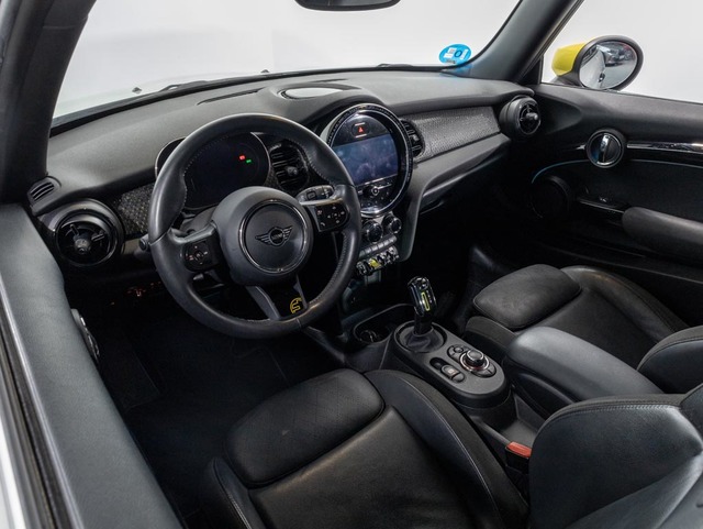 fotoG 11 del MINI MINI 3 Puertas Cooper SE 135 kW (184 CV) 184cv Eléctrico del 2021 en Girona