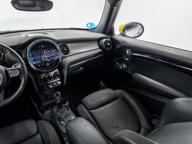 fotoG 16 del MINI MINI 3 Puertas Cooper SE 135 kW (184 CV) 184cv Eléctrico del 2021 en Girona