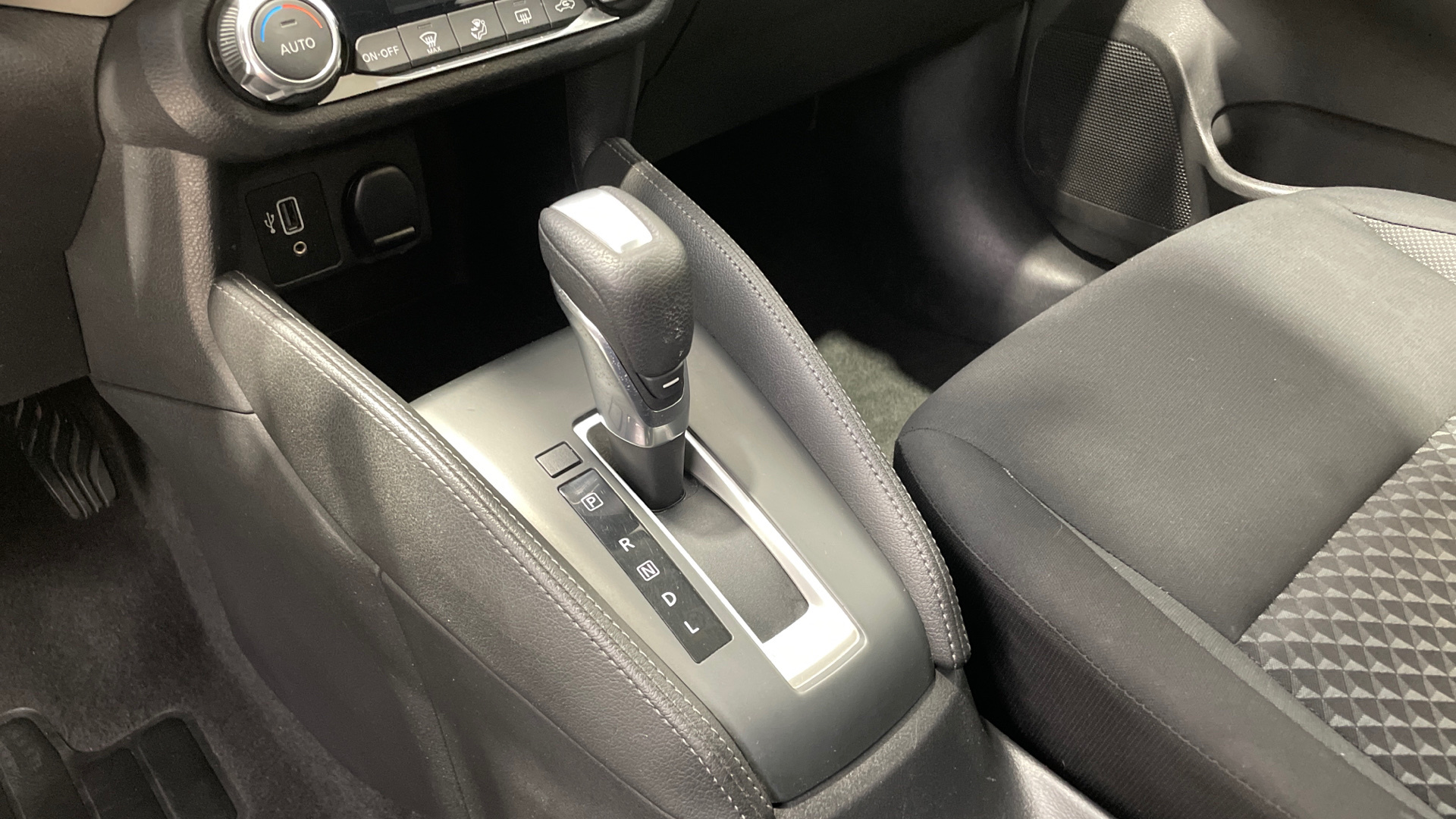 Nissan Micra IG-T 92 - 18