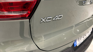 Volvo XC40 B3 G Ocasión 120 KW (163CV) - 34