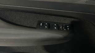 Volvo XC40 B3 G Ocasión 120 KW (163CV) - 40