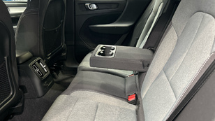 Volvo XC40 T4 PHEV Recharge Plus Dark Auto 155 kW (211 CV) - 53 Volvo XC40 T4 Ocasión 155 KW (211CV) - 53