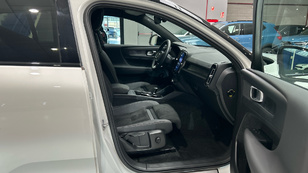 Volvo XC40 Single Recharge Core Auto 175 kW (238 CV) - 7 Volvo XC40 - Ocasión 175 KW (238CV) - 7