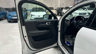 Volvo XC40 Single Recharge Core Auto 175 kW (238 CV) - 41 Volvo XC40 - Ocasión 175 KW (238CV) - 41
