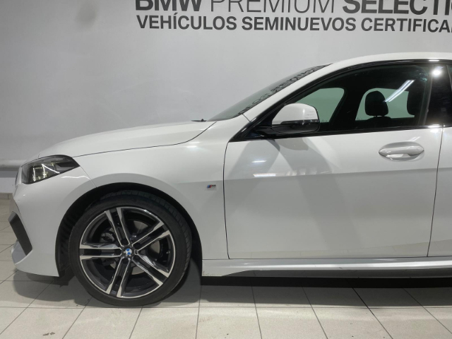 BMW Serie 2 218i Gran Coupe color Blanco. Año 2024. 103KW(140CV). Gasolina. En concesionario Hispamovil, Orihuela de Alicante