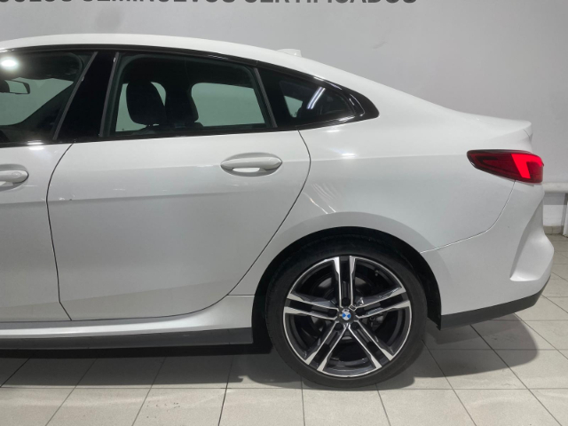 BMW Serie 2 218i Gran Coupe color Blanco. Año 2024. 103KW(140CV). Gasolina. En concesionario Hispamovil, Orihuela de Alicante