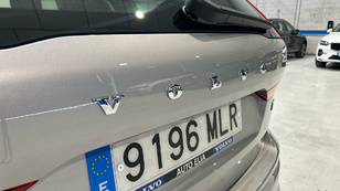 Volvo XC60 T6 Recharge Core AWD Auto 257 kW (350 CV) - 37 Volvo XC60 T6 Ocasión 257 KW (350CV) - 37