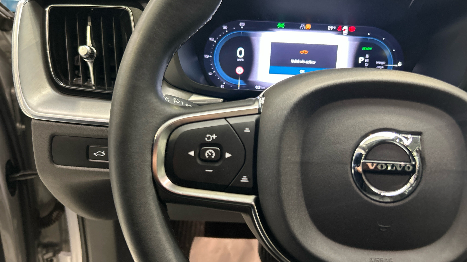 Volvo XC60 segunda mano 69169379 - 17 Volvo XC60 segunda mano 69169379 - 17