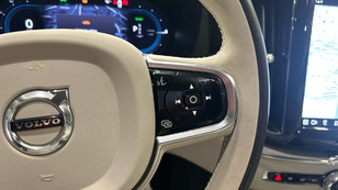 Volvo XC60 T6 Recharge Plus Dark AWD Auto 257 kW (350 CV) - 50 Volvo XC60 T6 Ocasión 257 KW (350CV) - 50
