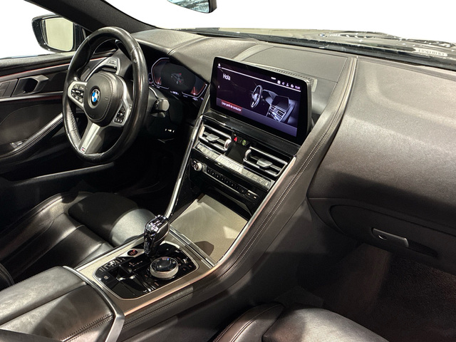 BMW Serie 8 840d Gran Coupe color Negro. Año 2022. 250KW(340CV). Diésel. En concesionario BMW Marcos Automoción de Valencia