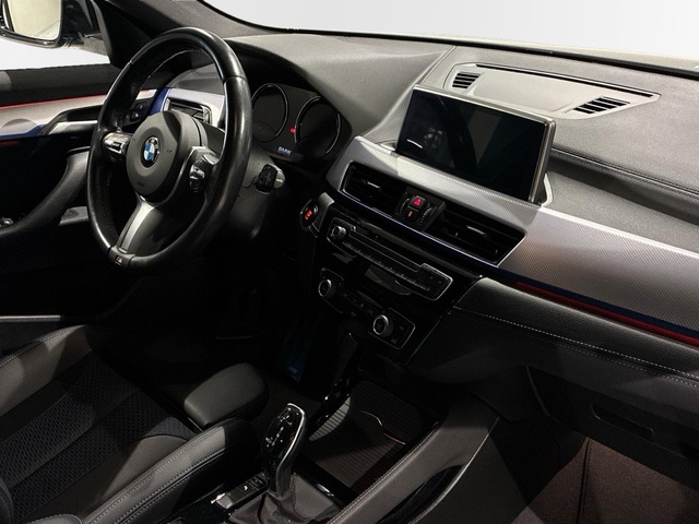 BMW X2 sDrive18d color Gris. Año 2023. 110KW(150CV). Diésel. En concesionario BMW Marcos Automoción de Valencia