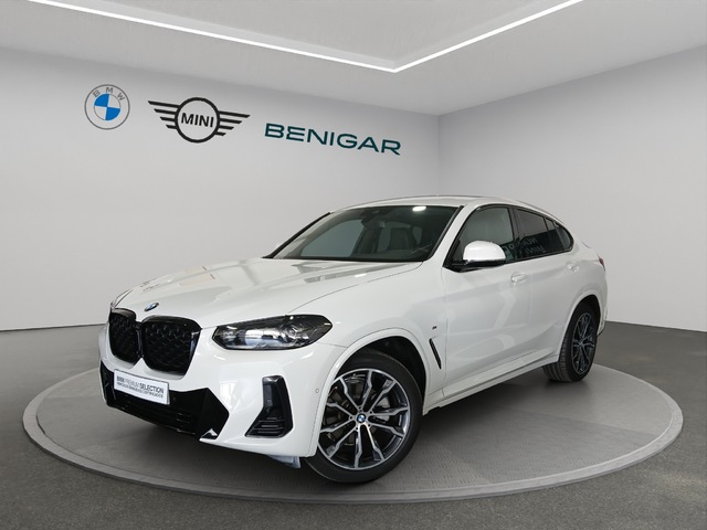 BMW X4 xDrive20d color Blanco. Año 2024. 140KW(190CV). Diésel. En concesionario FINESTRAT Automoviles Fersan, S.A. de Alicante