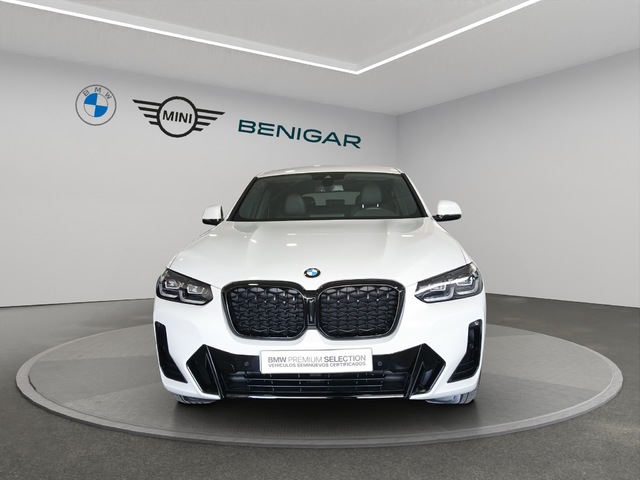 BMW X4 xDrive20d color Blanco. Año 2024. 140KW(190CV). Diésel. En concesionario FINESTRAT Automoviles Fersan, S.A. de Alicante