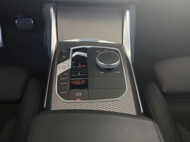 BMW Serie 4 420d Gran Coupe color Gris. Año 2024. 140KW(190CV). Diésel. En concesionario GANDIA Automoviles Fersan, S.A. de Valencia