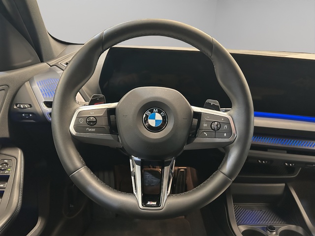 BMW Serie 1 118d color Blanco. Año 2024. 110KW(150CV). Diésel. En concesionario FINESTRAT Automoviles Fersan, S.A. de Alicante