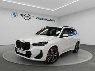 Fotos de BMW X1 sDrive18d color Blanco. Año 2025. 110KW(150CV). Diésel. En concesionario GANDIA Automoviles Fersan, S.A. de Valencia