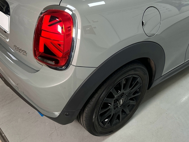 fotoG 12 del MINI MINI 3 Puertas Cooper 100 kW (136 CV) 136cv Gasolina del 2021 en Asturias