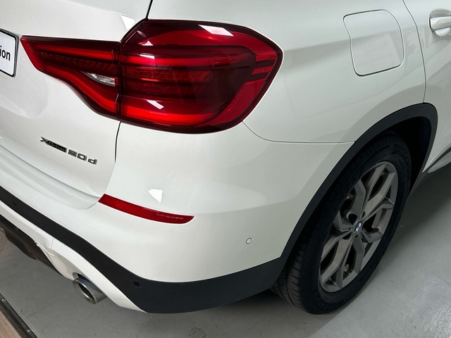 BMW X3 xDrive20d color Blanco. Año 2020. 140KW(190CV). Diésel. En concesionario Triocar Gijón (Bmw y Mini) de Asturias
