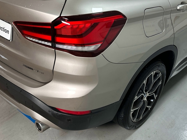 BMW X1 sDrive18d color Gris Plata. Año 2021. 110KW(150CV). Diésel. En concesionario Triocar Gijón (Bmw y Mini) de Asturias