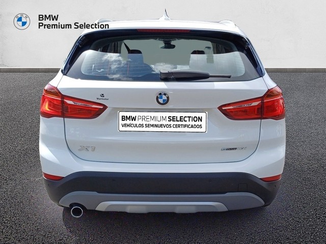 BMW X1 sDrive18i color Blanco. Año 2019. 103KW(140CV). Gasolina. En concesionario Marmotor de Las Palmas