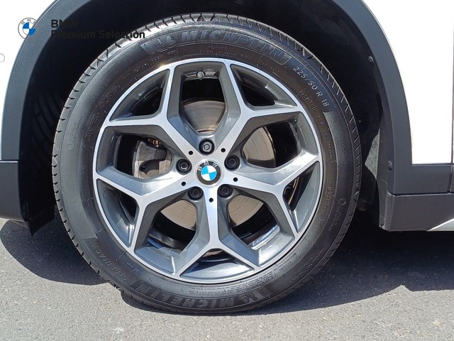 BMW X1 sDrive18i color Blanco. Año 2019. 103KW(140CV). Gasolina. En concesionario Marmotor de Las Palmas