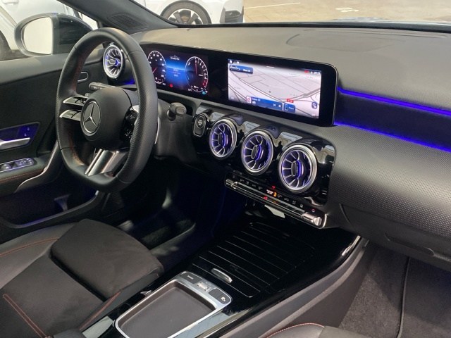Mercedes-Benz Clase A 250 e - 10