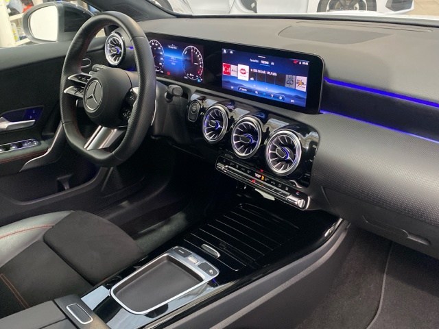 Mercedes-Benz Clase A 250 e - 10