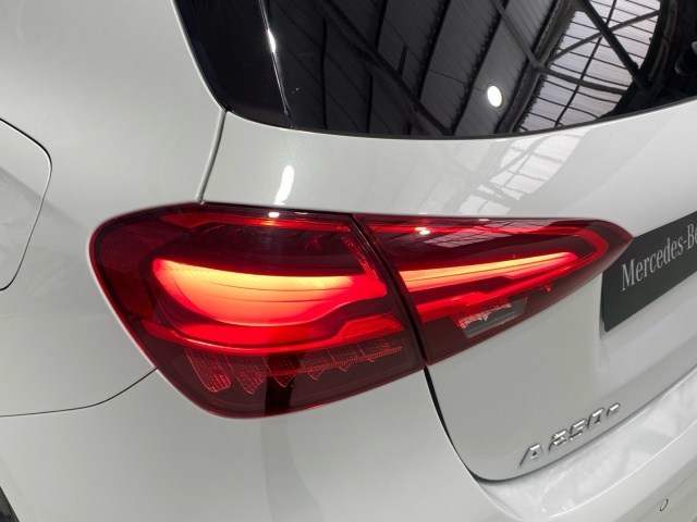 Mercedes-Benz Clase A 250 e - 17