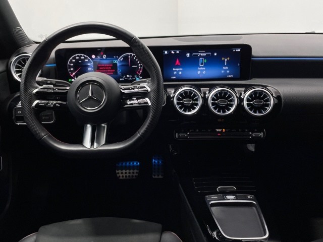Mercedes-Benz Clase A 250 e - 8