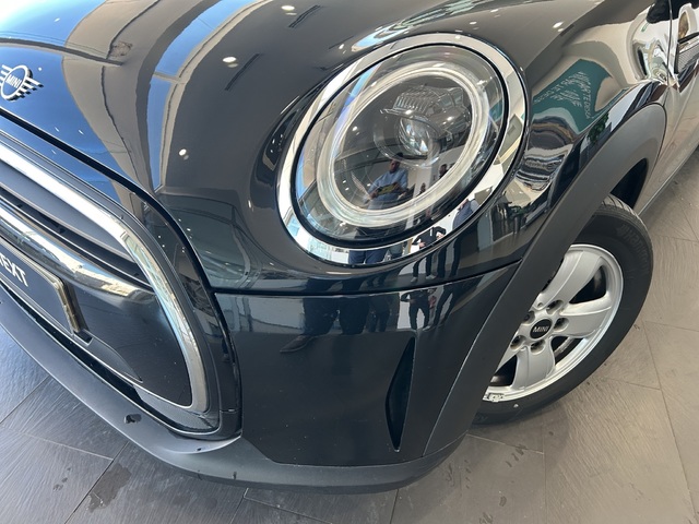fotoG 5 del MINI MINI 5 Puertas Cooper 100 kW (136 CV) 136cv Gasolina del 2022 en Alicante