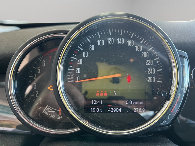fotoG 11 del MINI MINI 5 Puertas Cooper 100 kW (136 CV) 136cv Gasolina del 2022 en Alicante