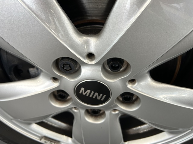 fotoG 23 del MINI MINI 5 Puertas Cooper 100 kW (136 CV) 136cv Gasolina del 2022 en Alicante