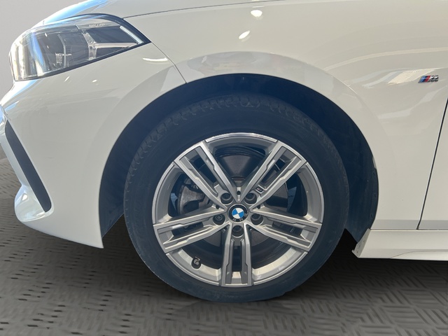 BMW Serie 1 116d color Blanco. Año 2021. 85KW(116CV). Diésel. En concesionario ALZIRA Automoviles Fersan, S.A. de Valencia