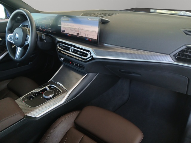 BMW Serie 3 320d color Azul. Año 2024. 140KW(190CV). Diésel. En concesionario GANDIA Automoviles Fersan, S.A. de Valencia
